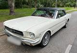 Ford Heißes Cabrio, 60 Jahre, sucht neuen Partn... - Ford Mustang aus 1965: Cabrio