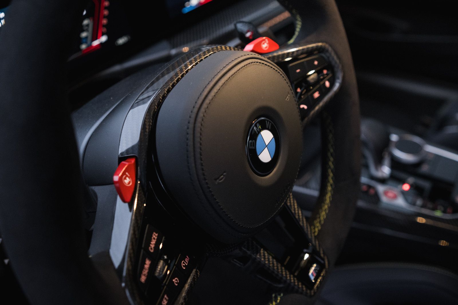 Fahrzeugabbildung BMW M4 Coupe CS "VR 46" - Sonderleder-Keramikbremse