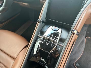 صورة مصغرة 18 لـ 2021 Ferrari ROMA