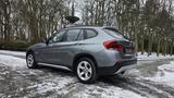 BMW X1 18 -Automatik-1Hand-Navi-Xenon - BMW X1 aus 2012 mit Benzin-Antrieb: Geländewagen