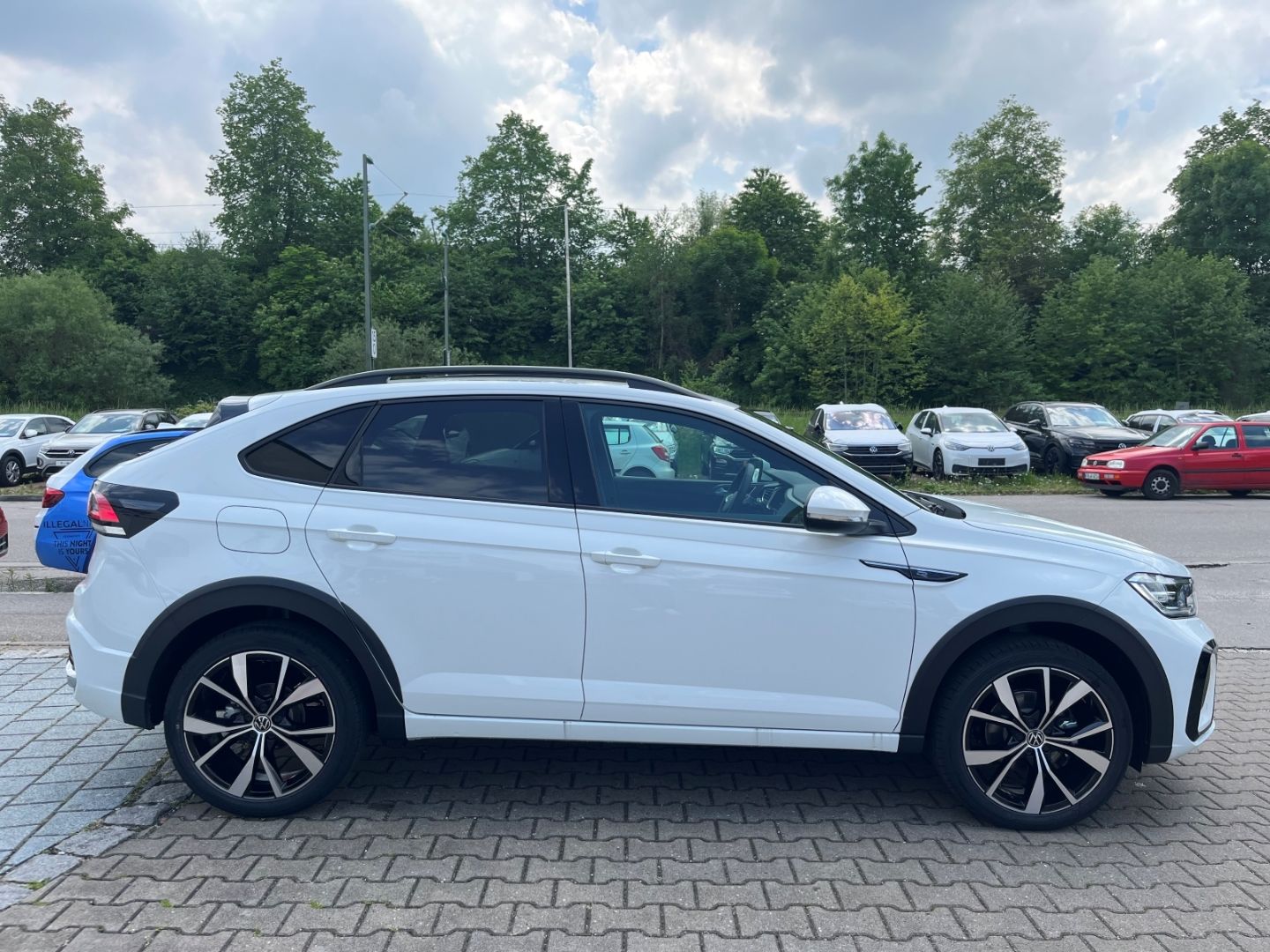 Taigo 1.0TSI DSG R-Line IQLight*Navi*Kamera*APP!