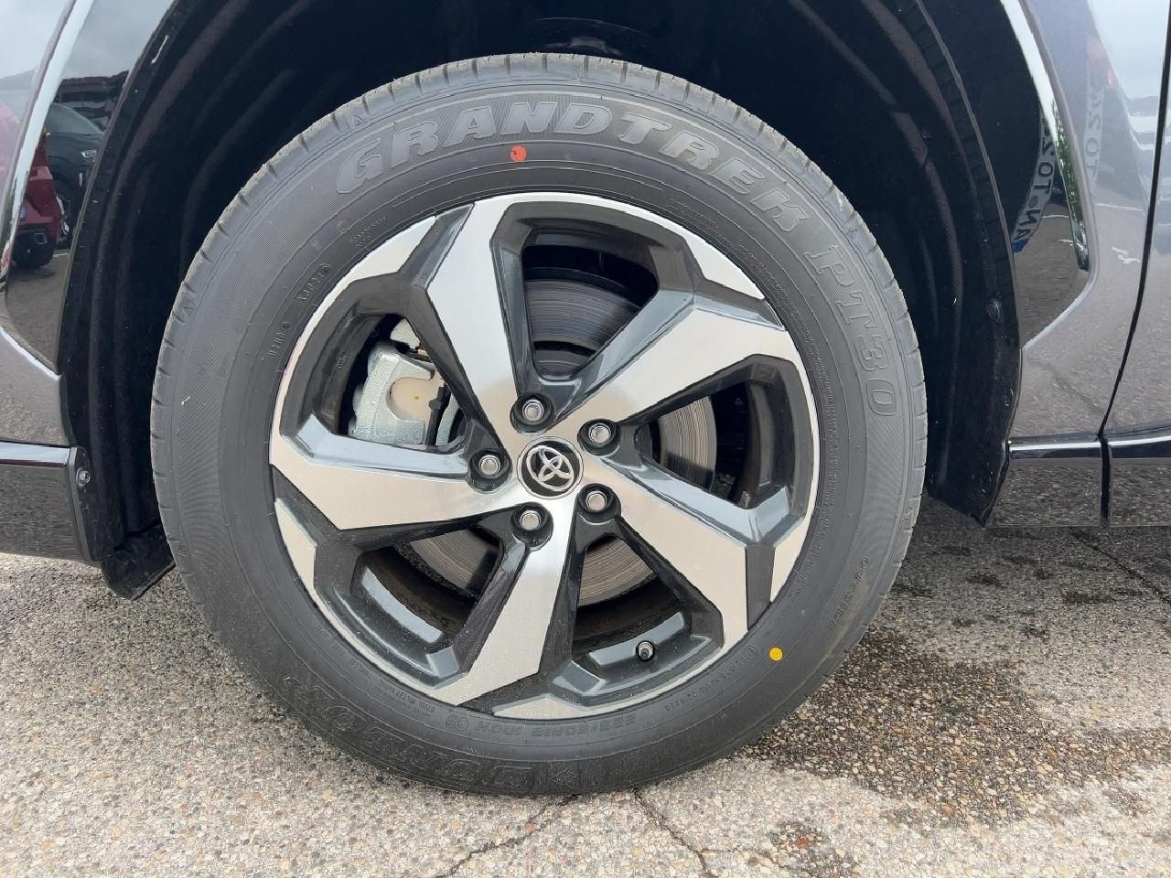 Fahrzeugabbildung Toyota RAV4 2.5 Plug-in Hybrid 4x4 Comfort