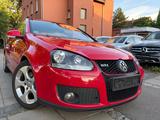 Volkswagen Golf GTI /SCHIEBEDACH/TÜV - Volkswagen Golf aus 2005: GTI