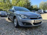 Opel Astra Edition/STANDHEIZUNG/NAVI/KLIMA/BC/TEMPOMA - Opel aus 2005: Kombi