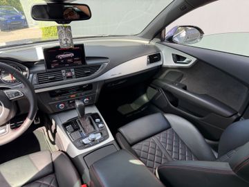 Audi A7 - 8