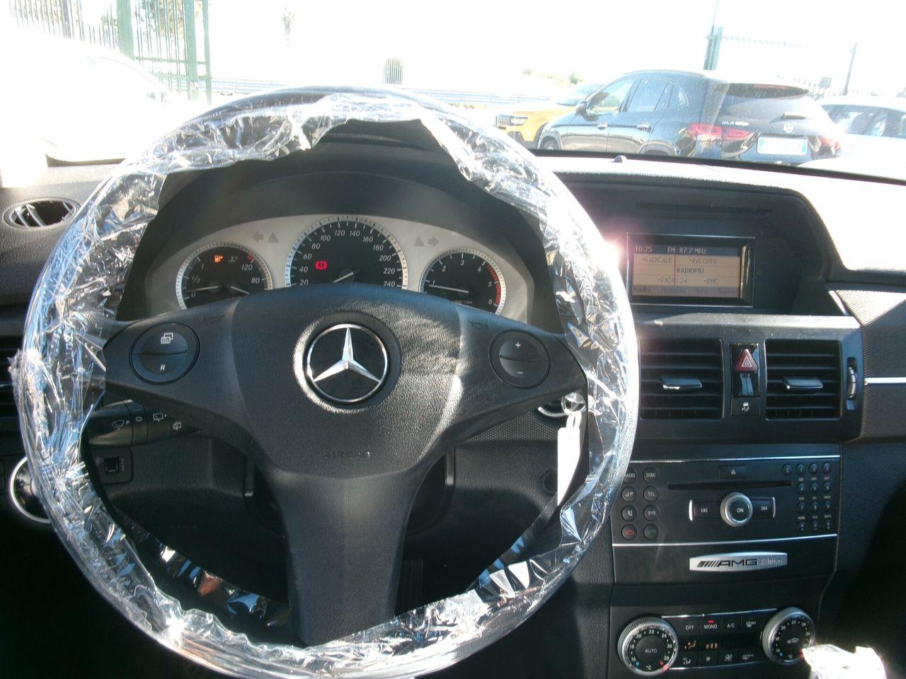 Mercedes-Benz GLK200 2011 — photo 8