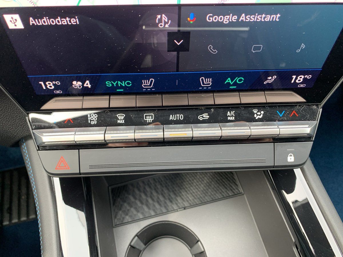 Renault Rafale - Bild 18