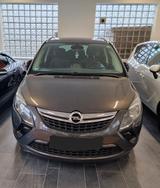 Opel Zafira C Tourer Innovation,AHK,Tempomat, kamera - Opel Zafira Innovation mit Diesel-Antrieb