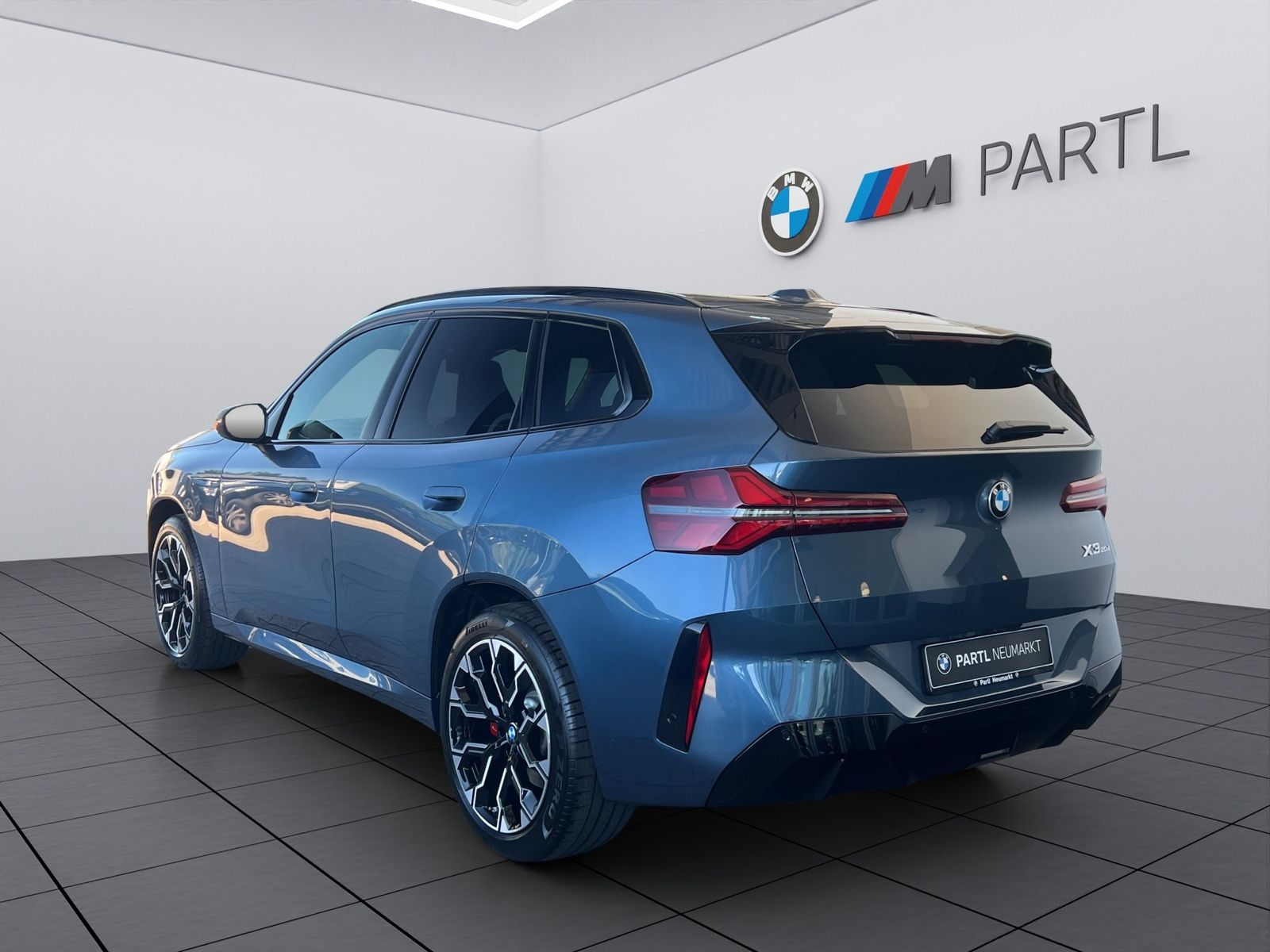 BMW X3 20d xDrive M Sportpaket PANO AHK LED RFK imagem 3