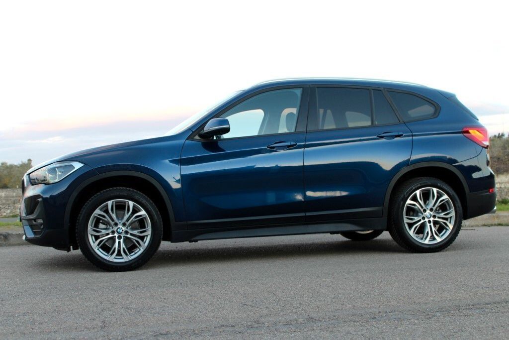 BMW X1 sDrive 18d Aut. *FULL LED *Volante-M imagem 2