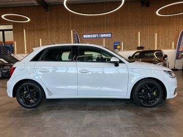 Audi A1 Sportback basis *Klima*SHZ*PDC*EURO 6*CD*