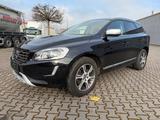 Volvo XC60 D5 Summum AWD - XENON+ST-HZ+CAM+AHK+PANO - gebrauchte Volvo XC60 aus dem Jahr 2013