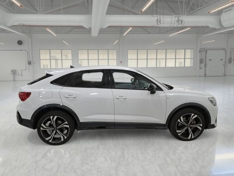 Audi AUDI Q3 SPORTBACK 45 TFSI MHEV S TRONIC S LINE E imagem 3
