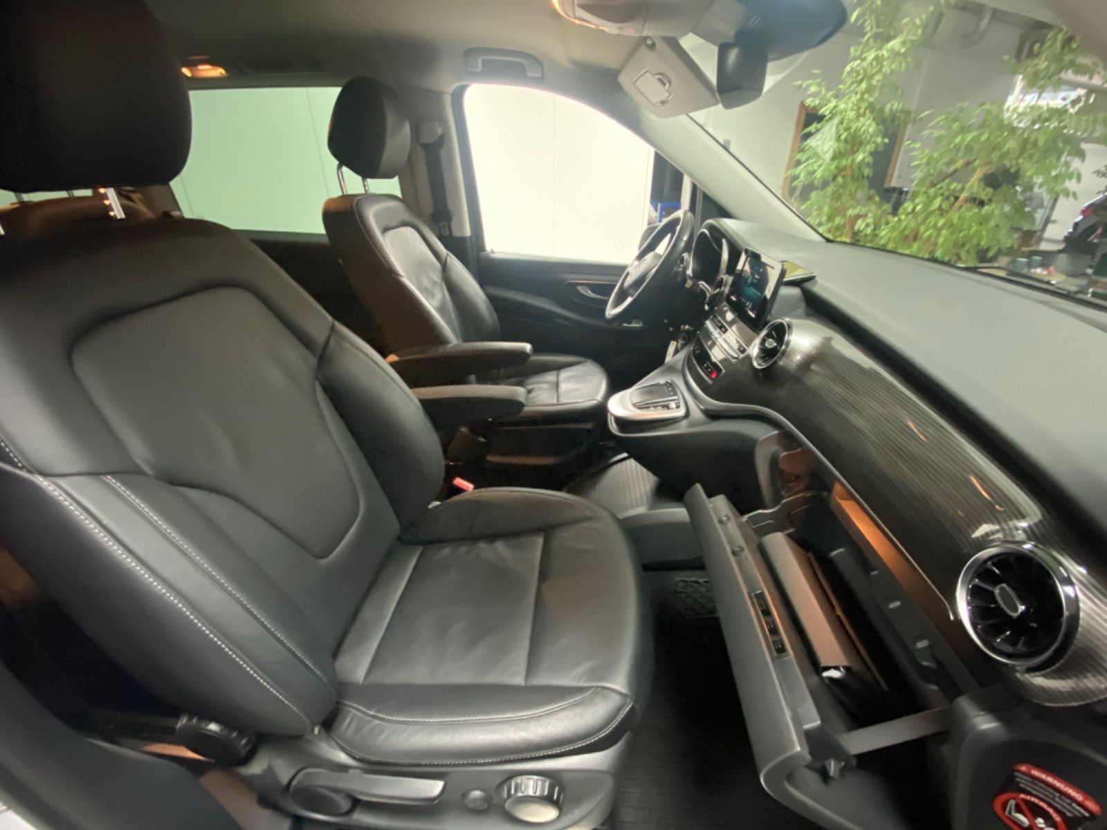 Fahrzeugabbildung Mercedes-Benz V-Klasse V250d *LED, Leder, AHK 2,5t*
