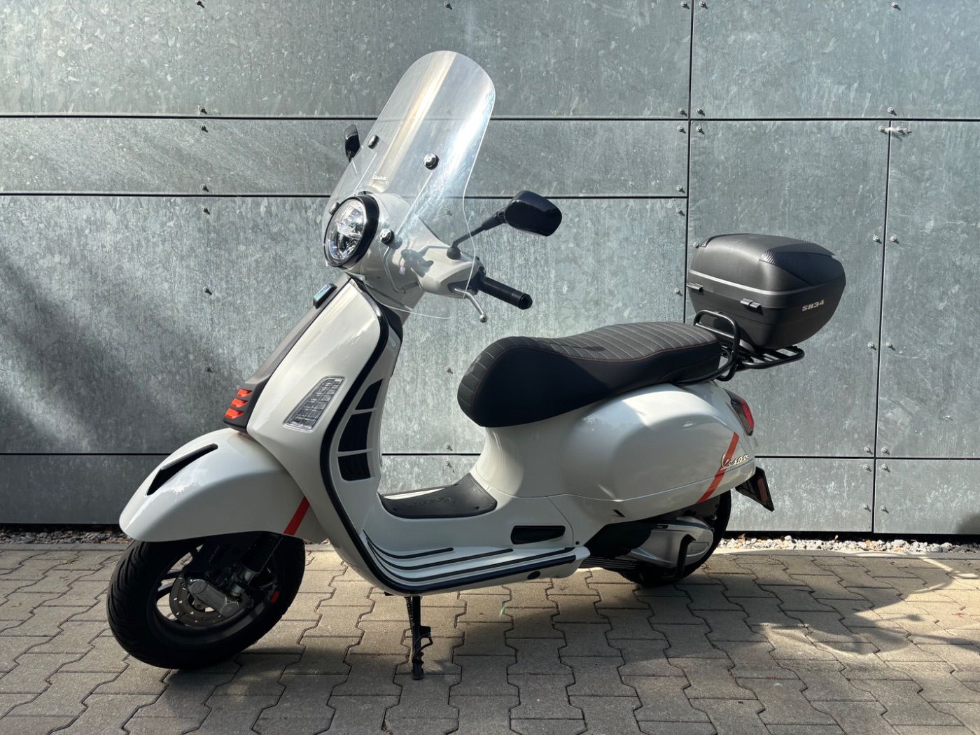Fahrzeugabbildung Vespa GTS 300 Super Sport Windschild Topcase