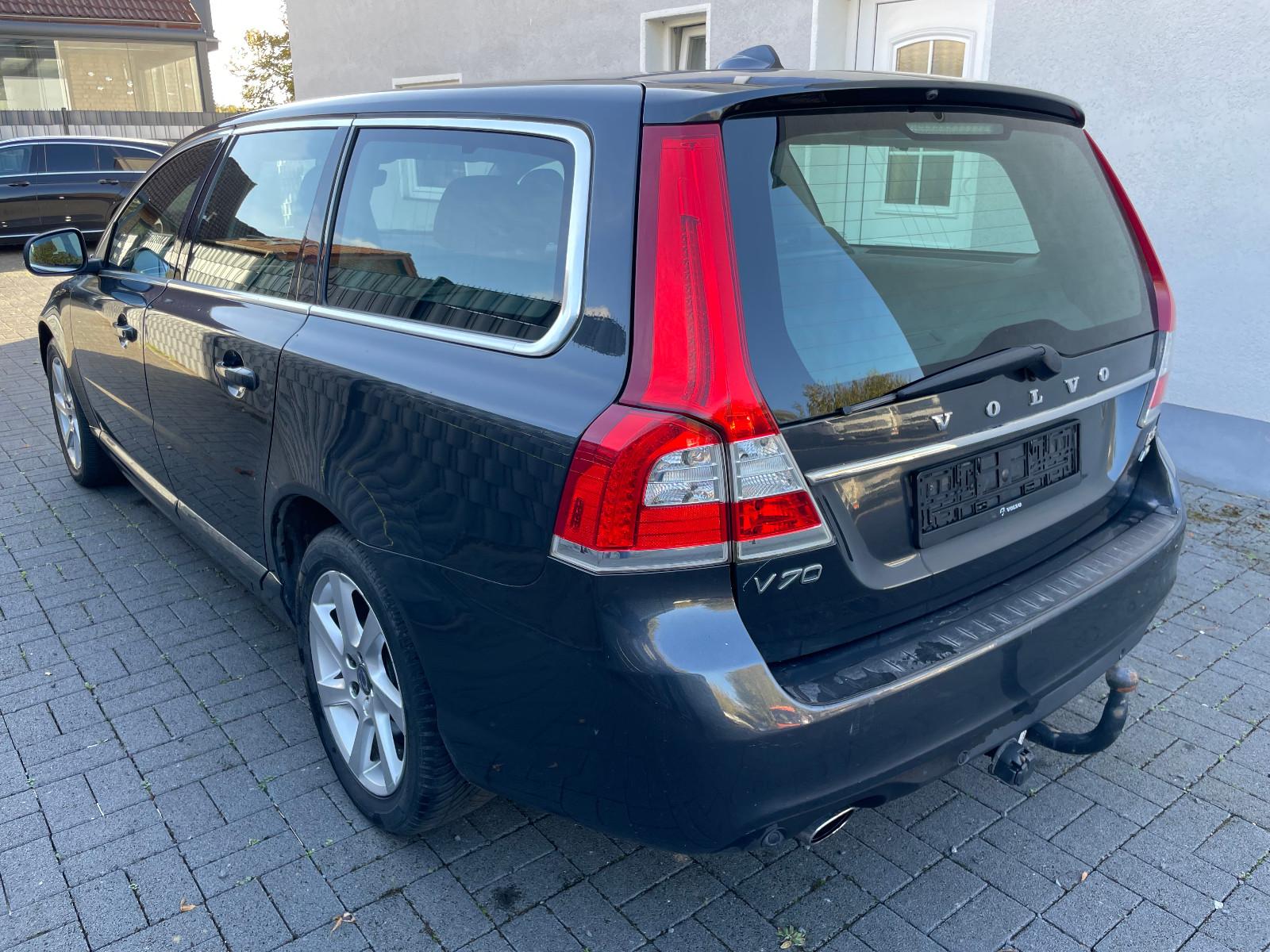 Volvo V70 2015 — photo 9