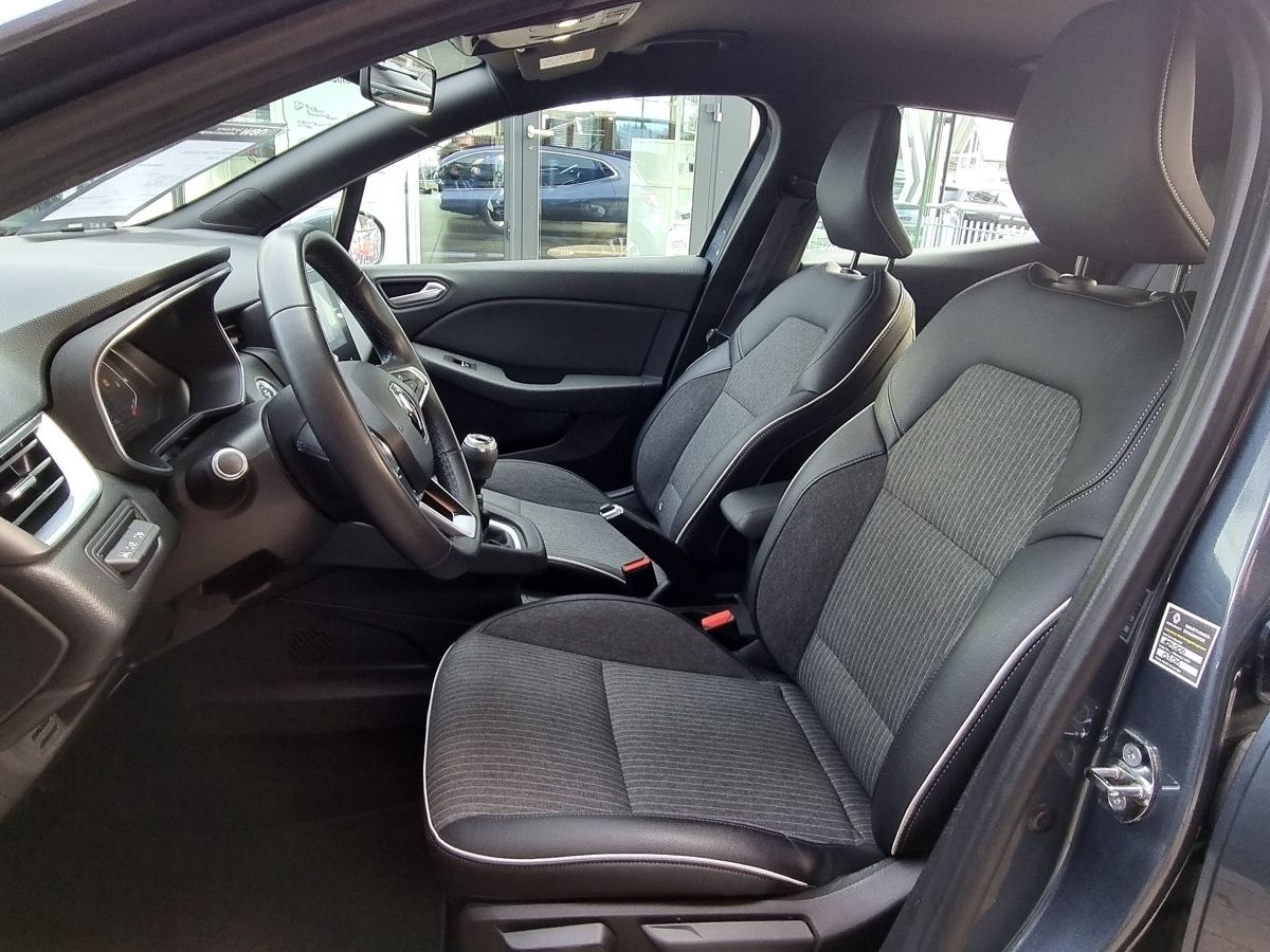 Fahrzeugabbildung Renault Clio INTENS TCe 100