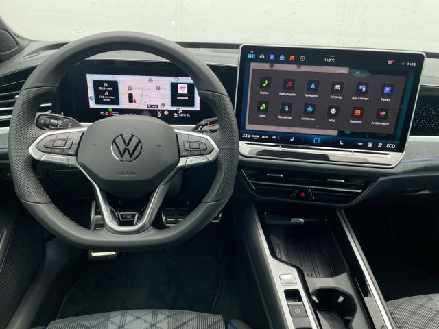 Passat R-Line 1.5 TSI eHybrid DSG HUD/AHK/360°Ka