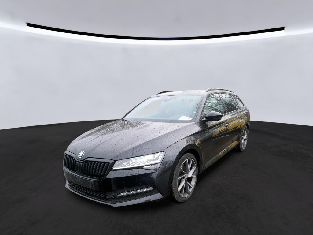 Skoda Superb Combi 2.0 TDI DSG Sportline RFK CPLAY ACC