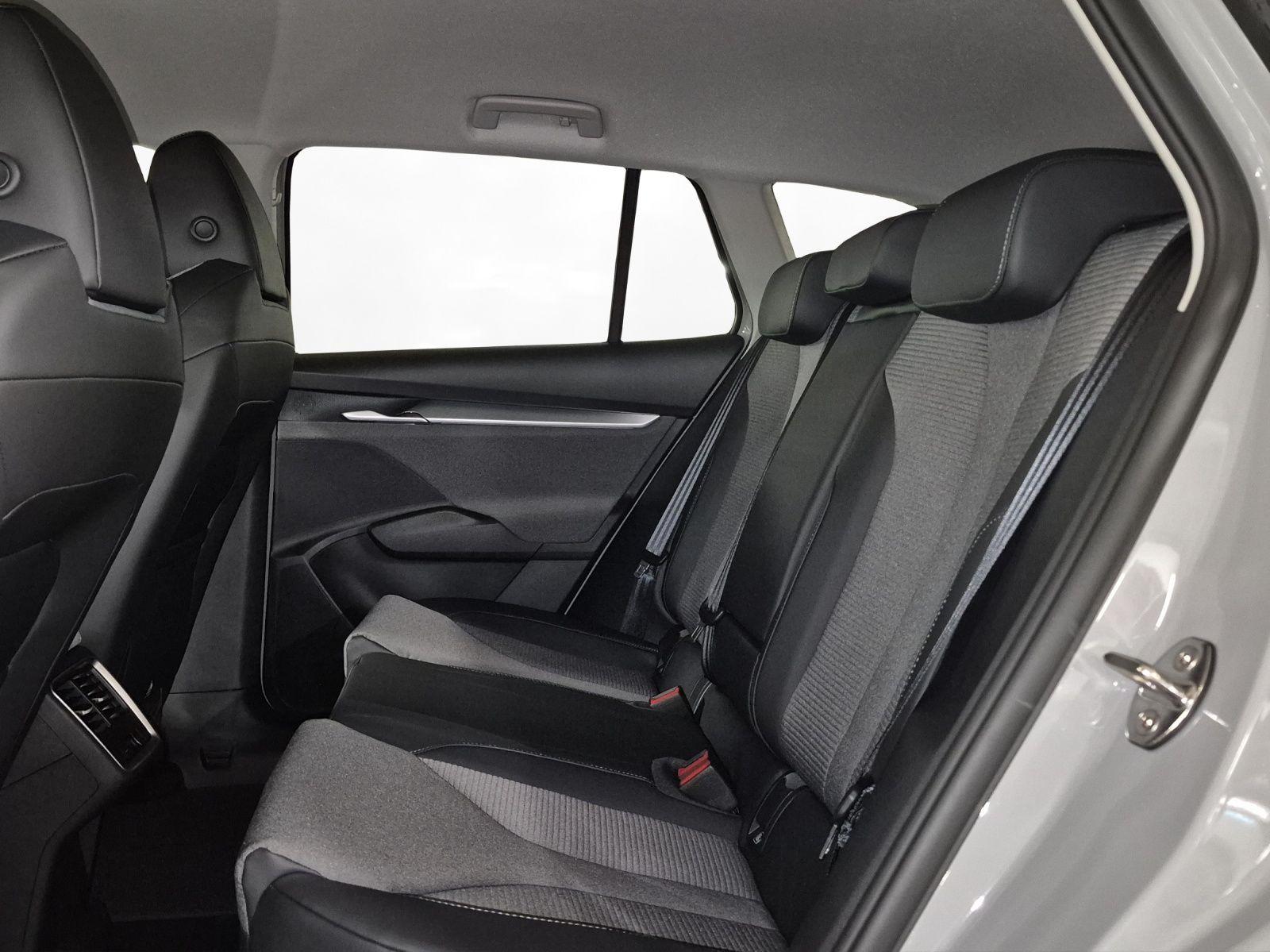 Skoda Enyaq 60 Loft 150kW Sitzhz.19` Regulus | Vorführ