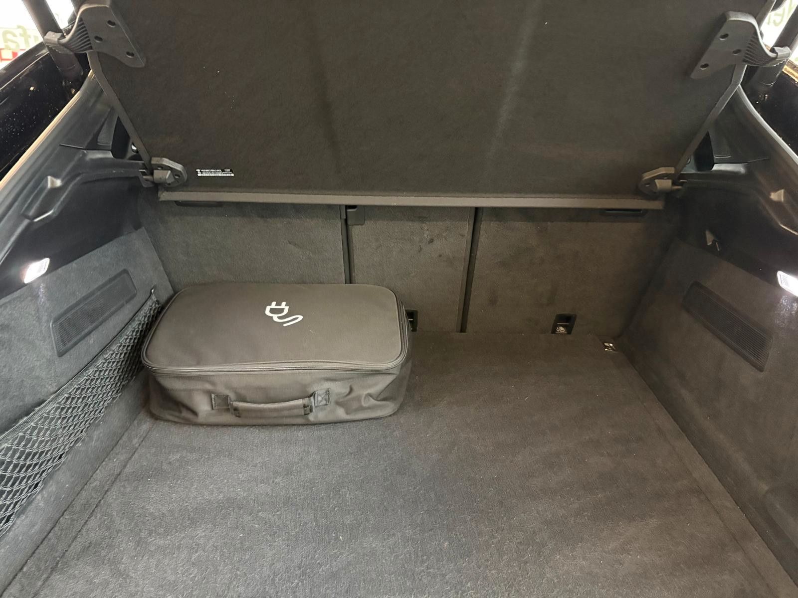 Fahrzeugabbildung Porsche Cayenne Coupe E-Hybrid