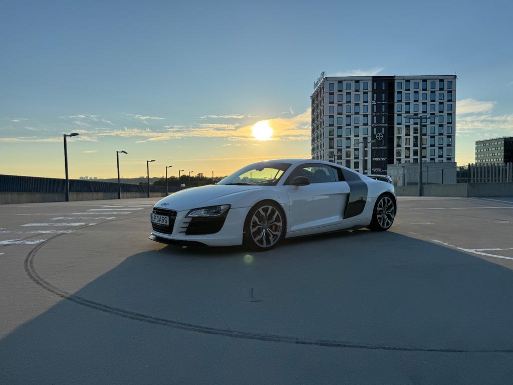 Audi R8