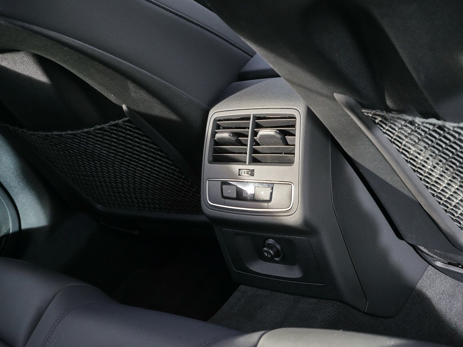 Audi A4 - Bild 17