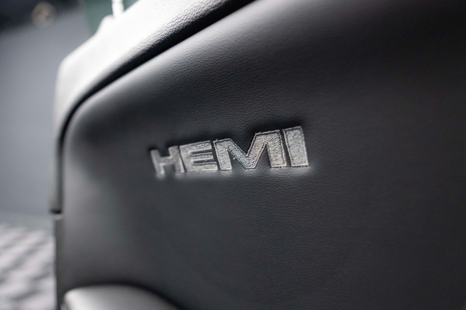 Fahrzeugabbildung Dodge Challenger 5.7 V8 R/T SRT Performance *LED*19%*