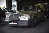 Mercedes-Benz 230 - Mercedes-Benz 230 aus 1990