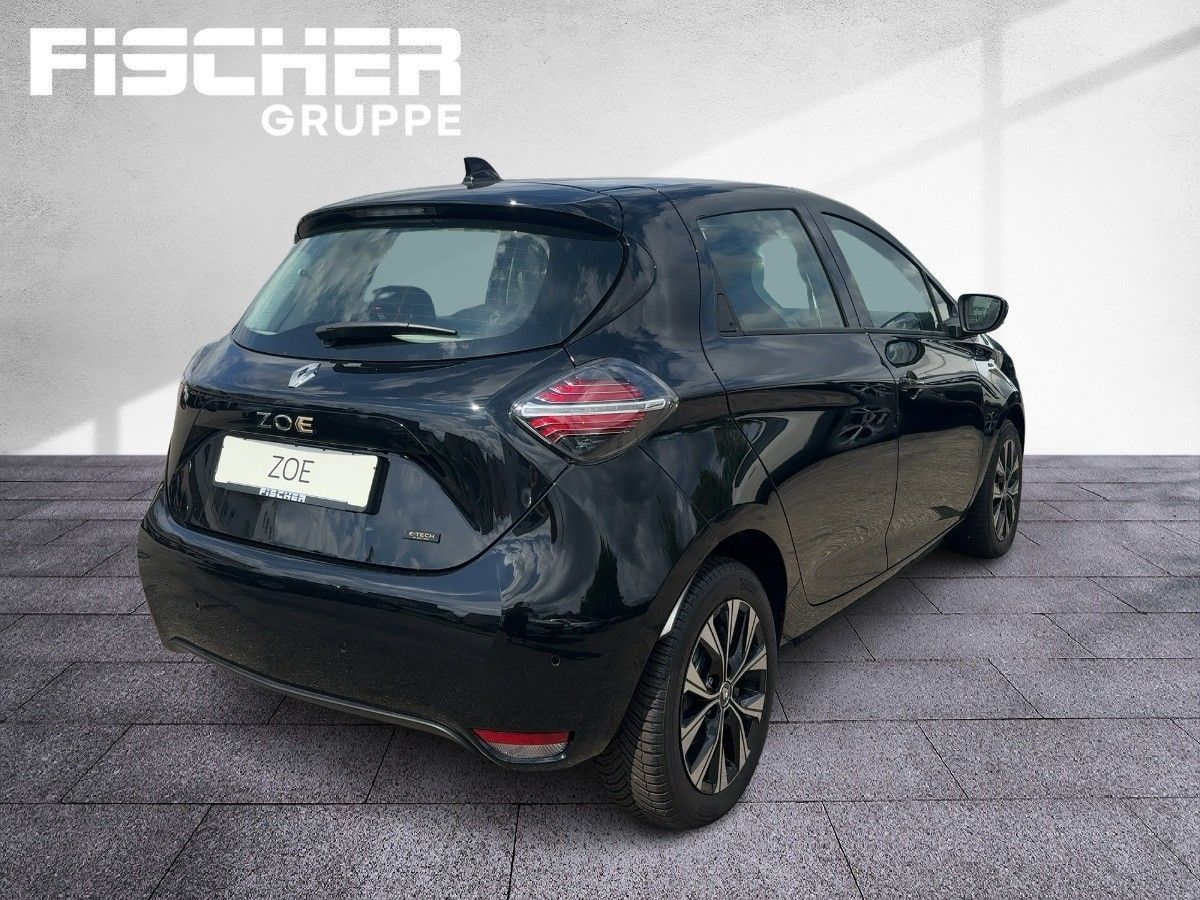 Fahrzeugabbildung Renault ZOE E-Tech Evolution EV50 135 GJR SHZ Techno