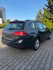 Volkswagen Golf - 5