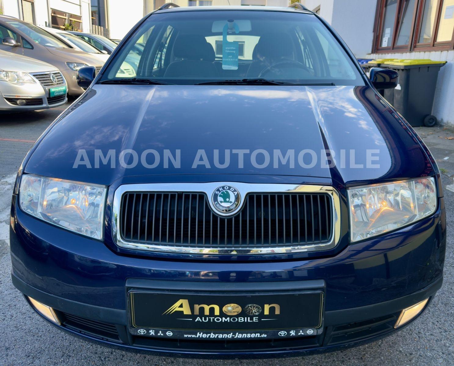 Skoda Fabia 2004 — rear view