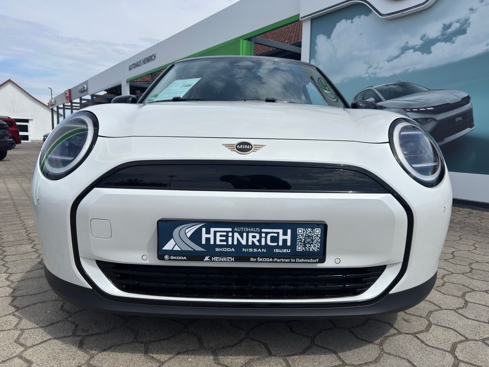Fahrzeugabbildung MINI Cooper E*RFK*Head-Up*Wärmepumpe