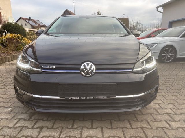 Volkswagen Golf VII Lim.Highline BMT,LED,NAVI,8fach,SHZ,PDC