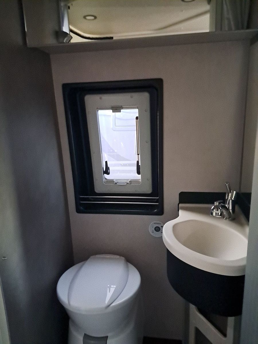 Fahrzeugabbildung Pössl Summit Shine 600 RS Plus Citroen 140 PS 25er Mod