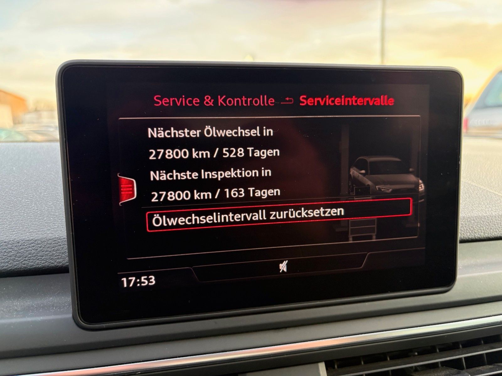 Fahrzeugabbildung Audi A4 Avant 2.0 TDI sport Navi Leder Xenon S-LINE