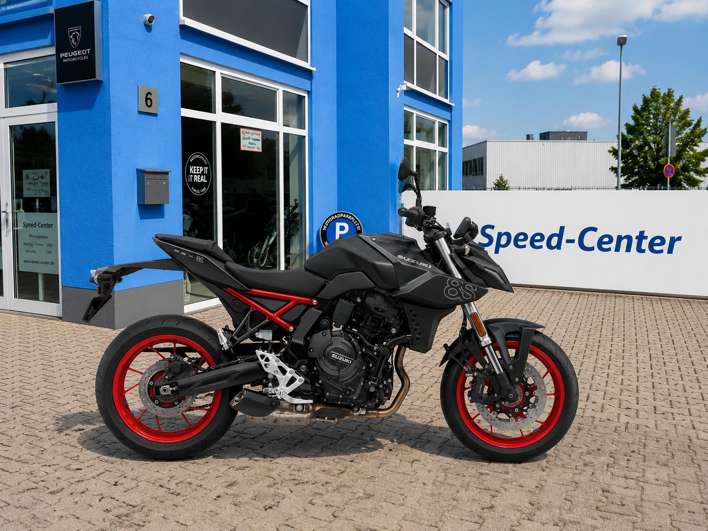 Suzuki GSX-8S