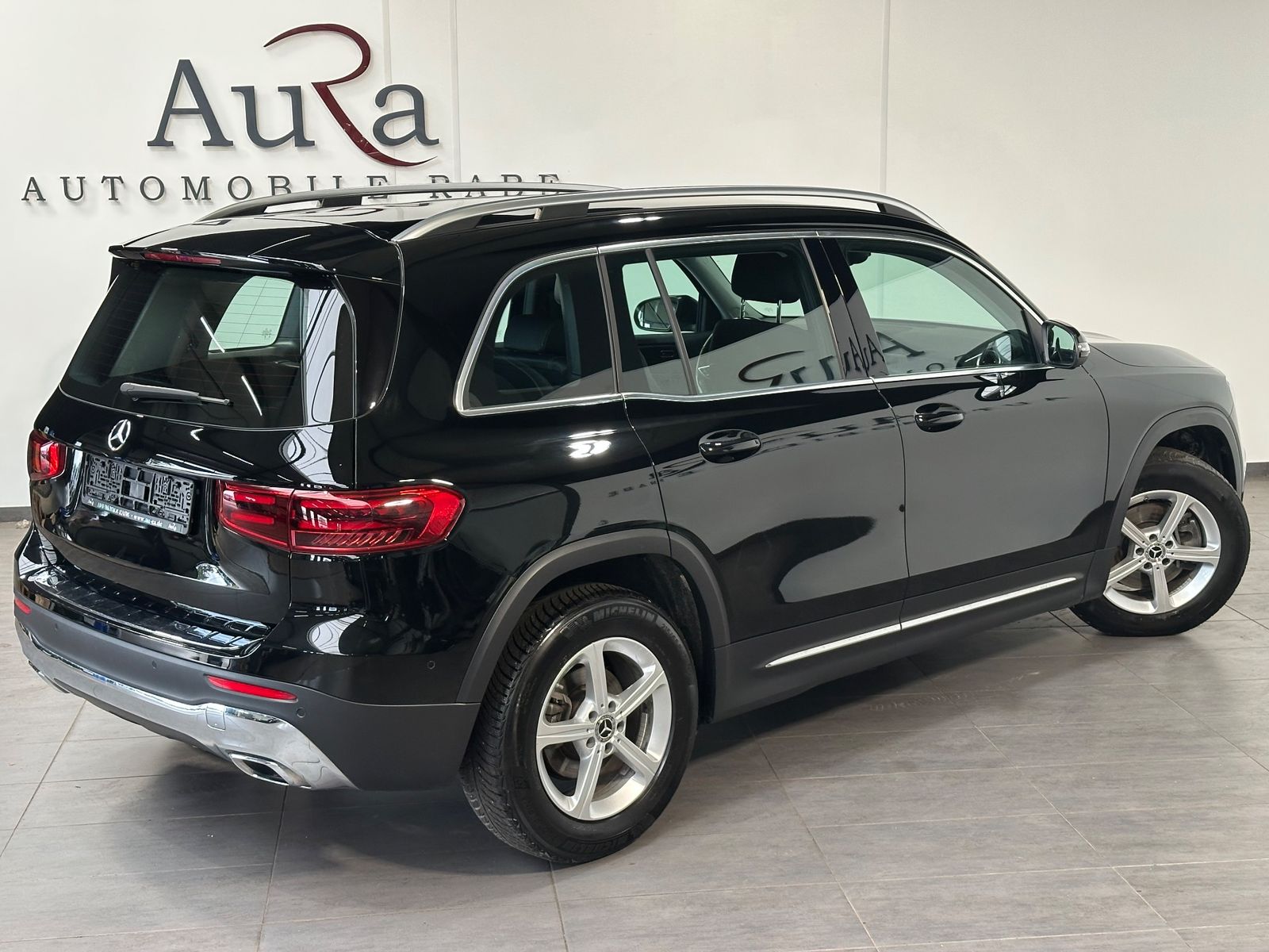Fahrzeugabbildung Mercedes-Benz GLB 200 d Progressive Advanced NAV+LED+AHK