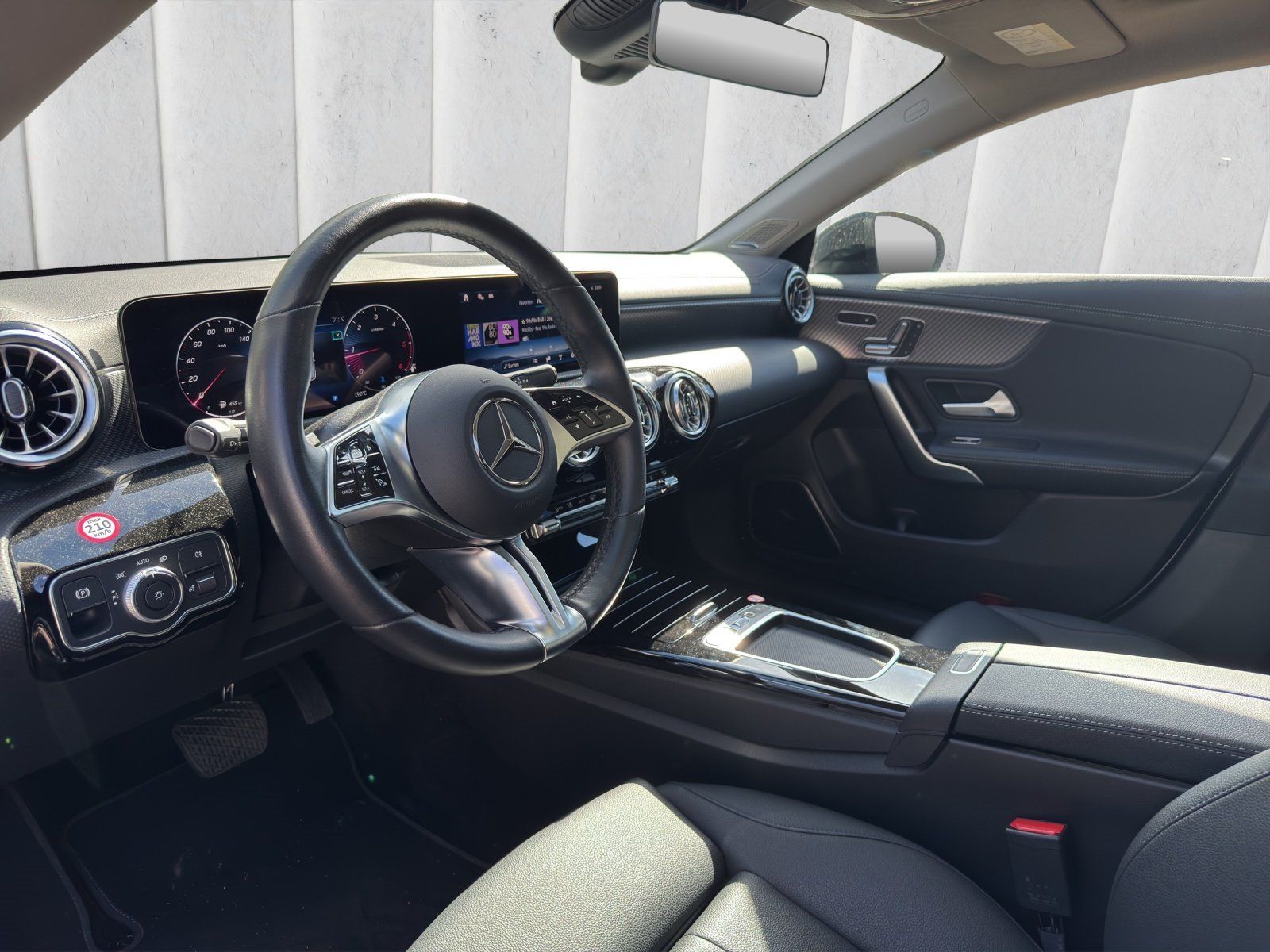 Mercedes-Benz CLA 220 d SB Night Panorama Burmester Sthz DIS foto 9