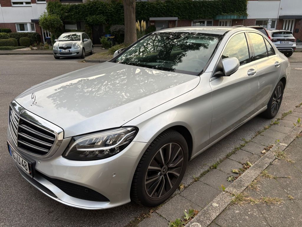 Image of Mercedes-Benz C 180