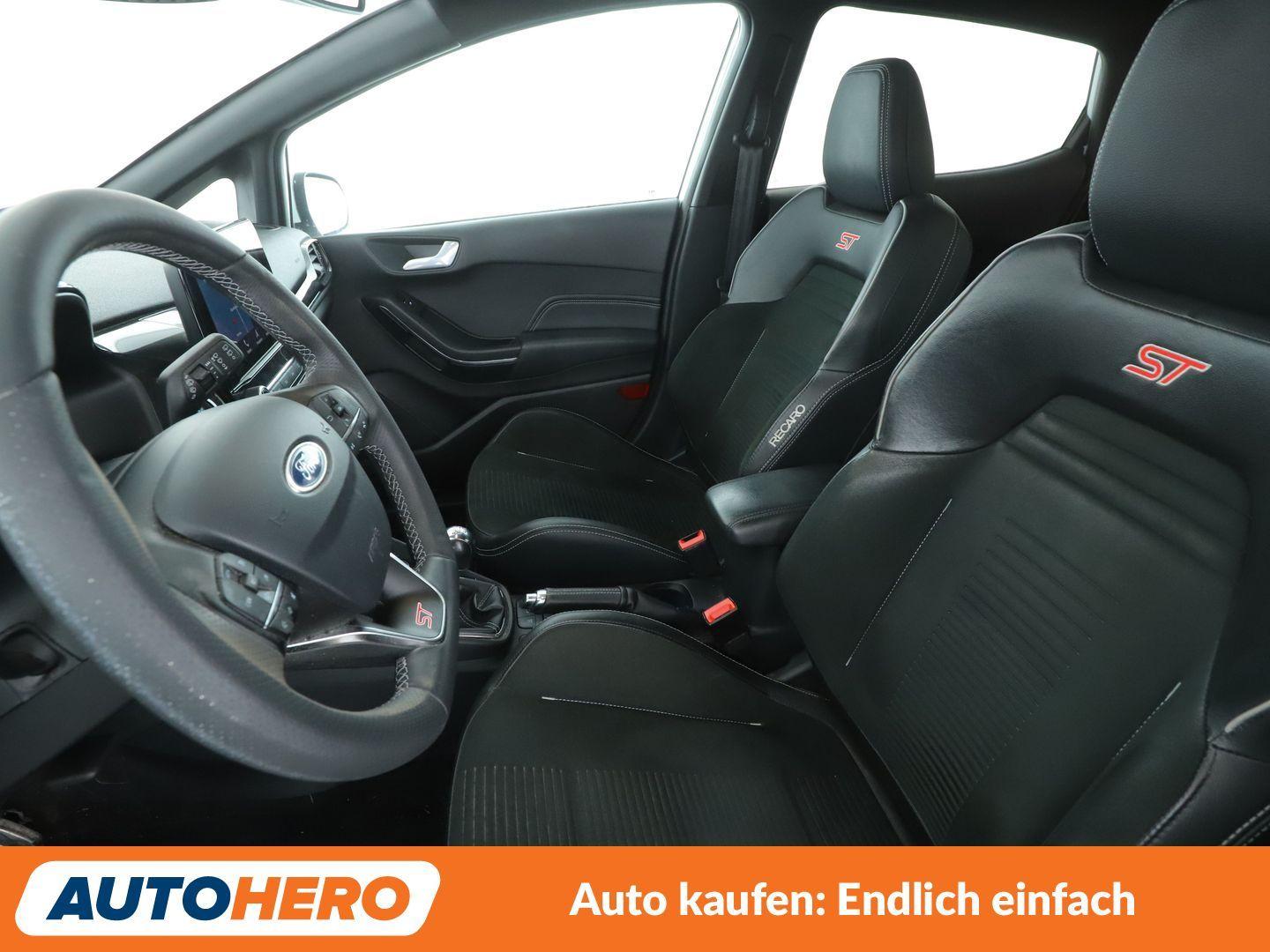 Ford Fiesta 1.5 EcoBoost ST *NAVI*LED*PDC*TEMPO*SHZ*