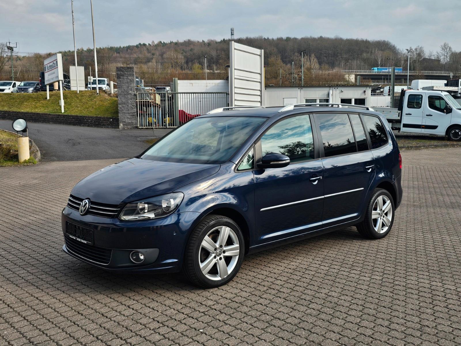 Volkswagen Touran Highline ** NEUE KETTE** 7 SITZER **