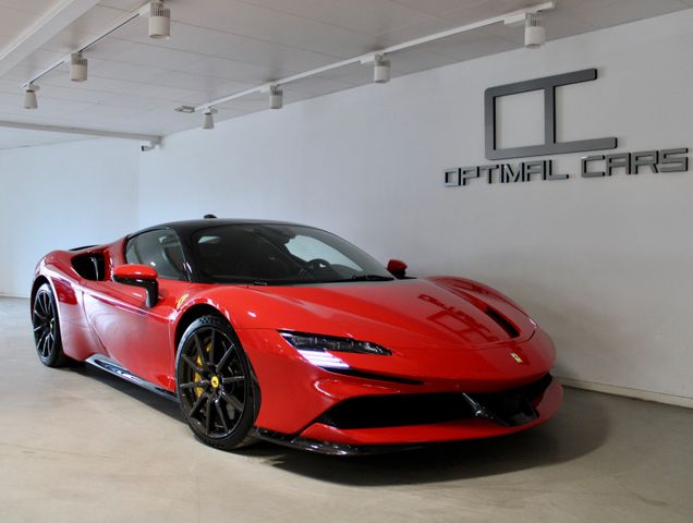 FERRARI SF90