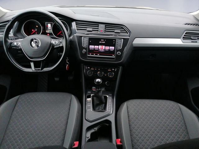 Tiguan 2.0TDI Comfortline KAMERA+PARKASSIST+AHK