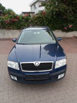 Skoda Octavia Combi Team Edition - Skoda Octavia: Team Edition