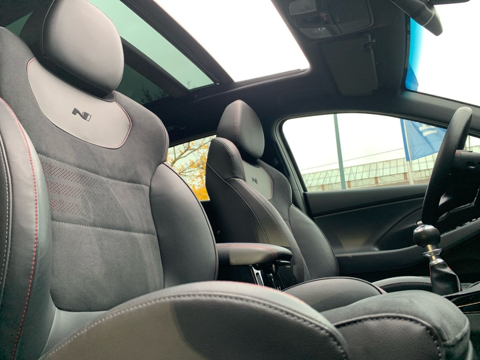 Fahrzeugabbildung Hyundai i30 1.5 T-GDI N Line Mild-Hybrid Pan.Dach Sitz P