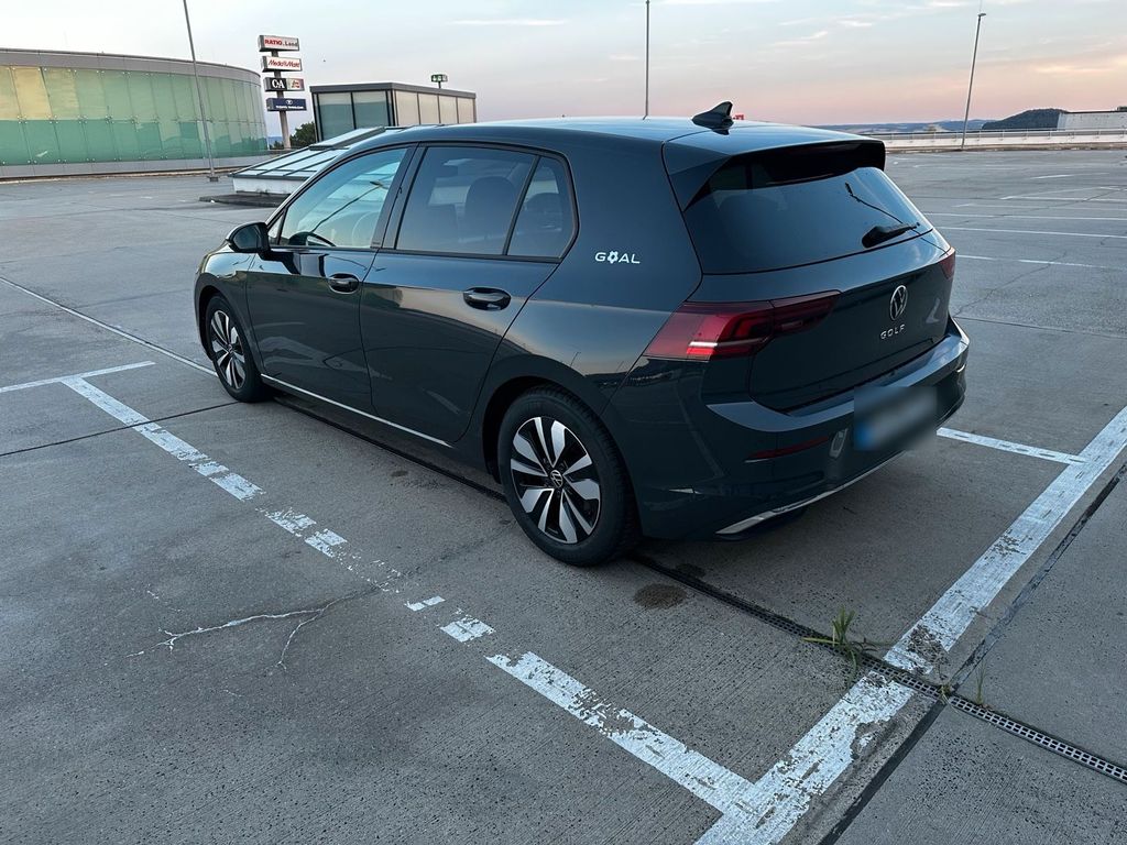 Image of Volkswagen Golf