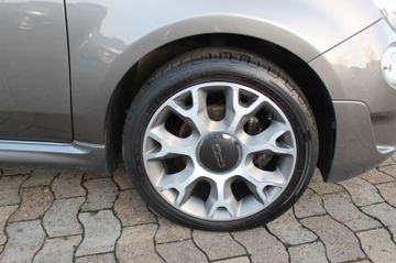 Fahrzeugabbildung Fiat 500 RockStar Navi Xenon Pano
