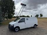 Volkswagen T5 2.0 TDI lang Apprich Geldtranporter Klima - Volkswagen T5 Transporter in Halle