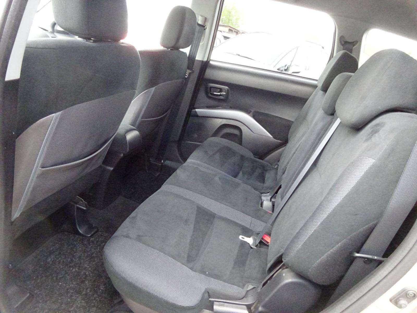 Mitsubishi Outlander 2.2 DI-D Intense 4WD TC-SST